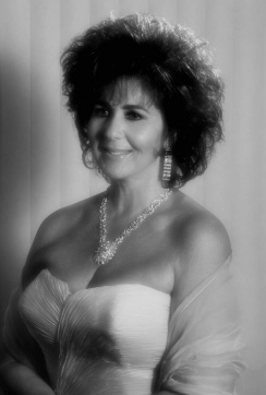 Elizabeth Taylor Celebrity Look Alike